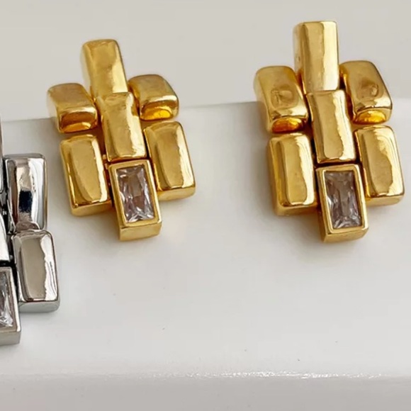 GP Watch Strap Earrings - Picture 3 of 4